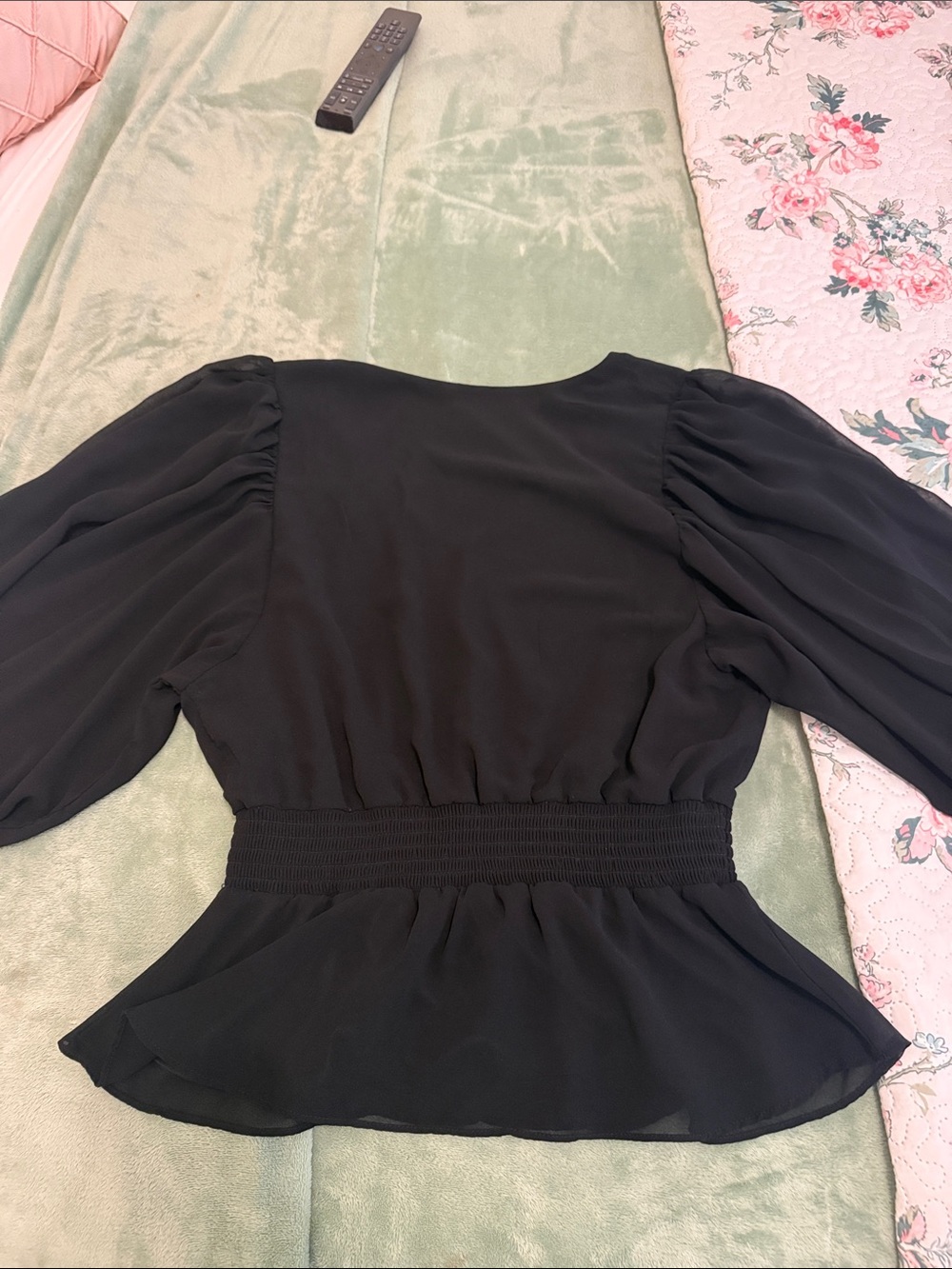 MSK Black V-Neck Long Sleeve Peplum Blouse